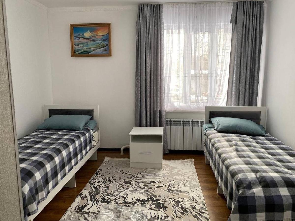 Bed and Breakfast Karakol-Guest Exterior foto
