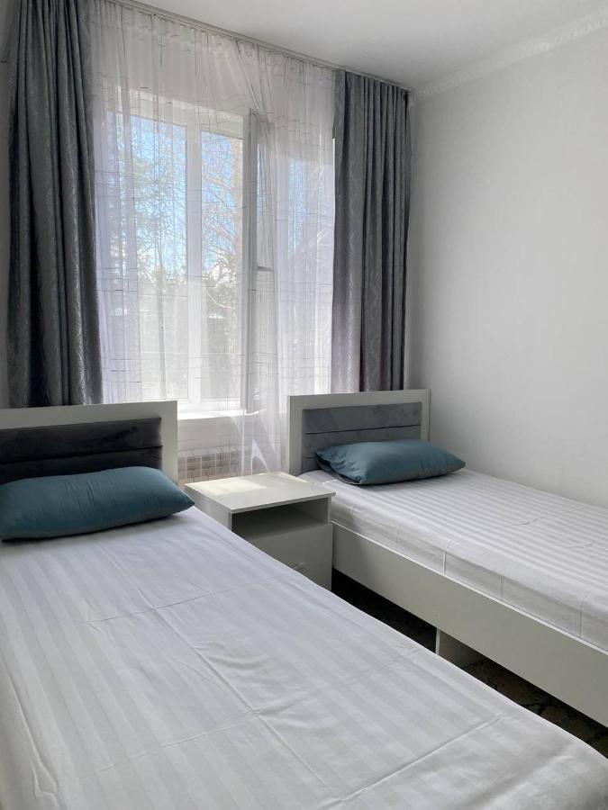 Bed and Breakfast Karakol-Guest Exterior foto
